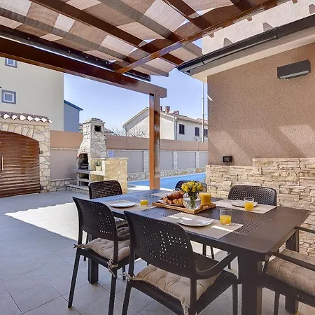 Magnifica Villa Pula