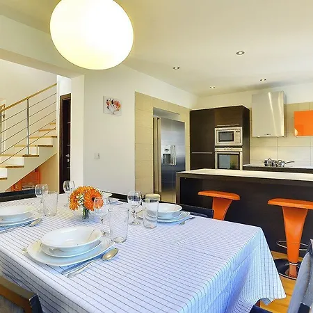 Magnifica Holiday home *